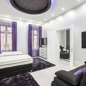 Opera Luxory Appartamento Budapest