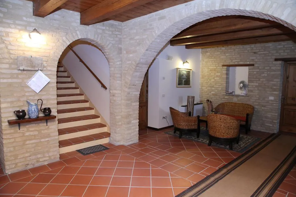 Agriturismo Sant'Antonio Montegridolfo 0*,